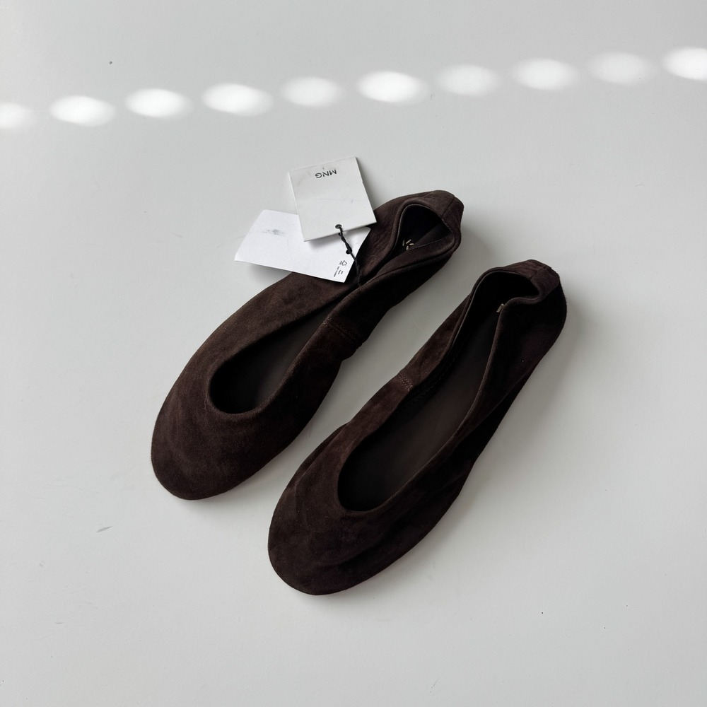 MNG Brown Suede Ballet Flats Leather Minimalist Slip On Shoes Size 35/5 NWT - Picture 1 of 7